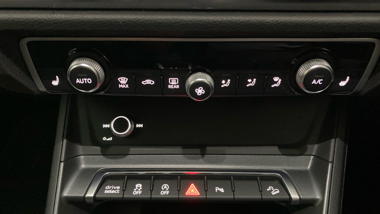 Audi Q3 35 TFSI S Line 5dr S Tronic Petrol Estate